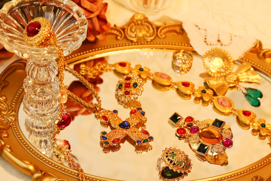 The best vintage jewelry is an ideal way to mindfully bring new items into your wardrobe.